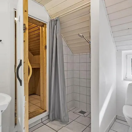 Dom wakacyjny Cozy In With Sauna Ringkøbing
